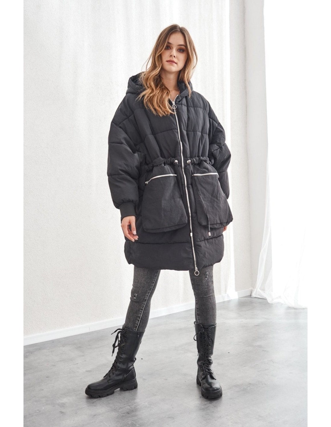 Geaca oversize calduroasa cu gluga, neagra 1537 - Magazin online - Boutique